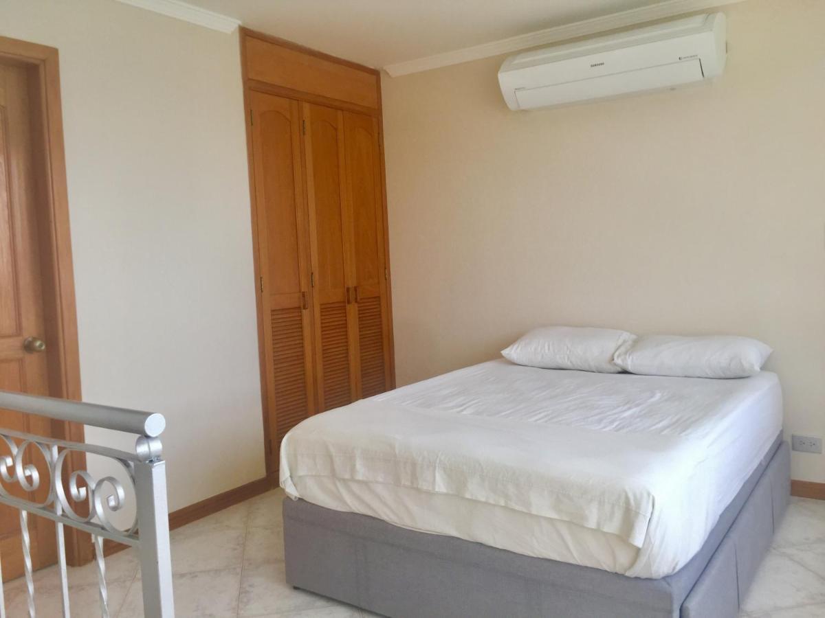 Edificio El Penon Del Rodadero Apartment Санта Марта Екстериор снимка